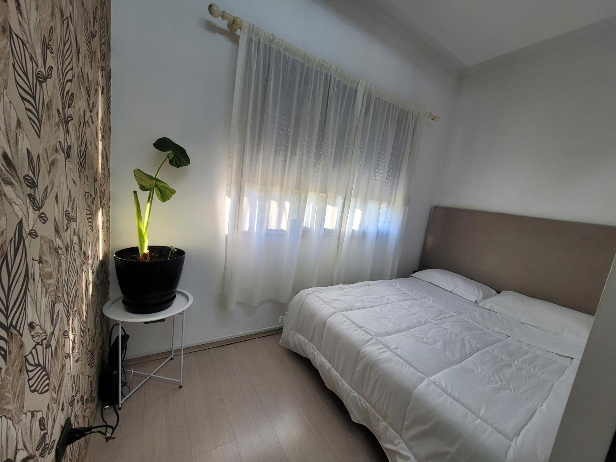 An Apartment With Fireplace Tirana Quarto foto